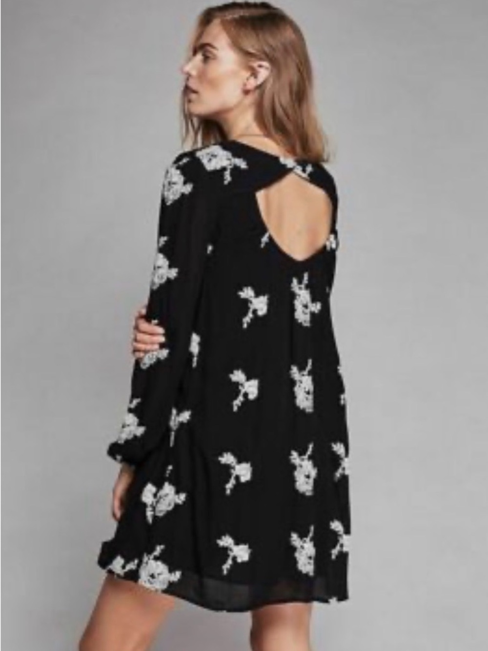 FREE PEOPLE Emma Embroidered Swing Dress in Black Size small Oversized